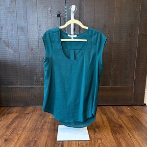 Daniel Rainn Teal Sleeveless Blouse